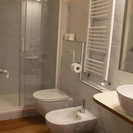Nic House Apartment *
