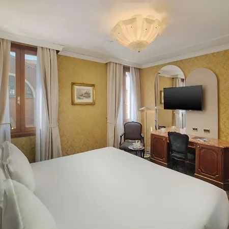 Nh Santa Lucia Hotel Venice