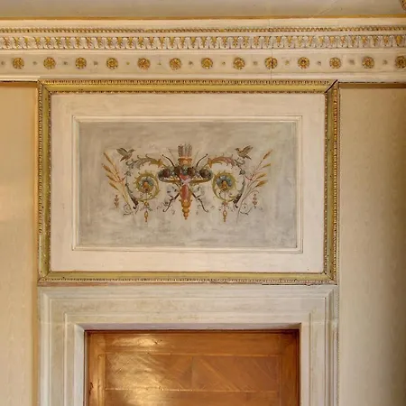 Doge Stair, Gorgeous - Bbc Grand 2024 Tour Recorded Here! شقة