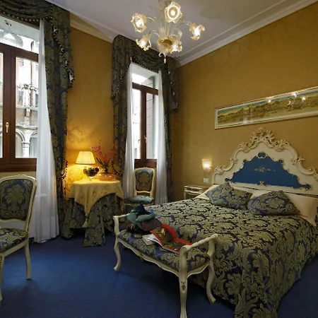 Becher Hotel 3*