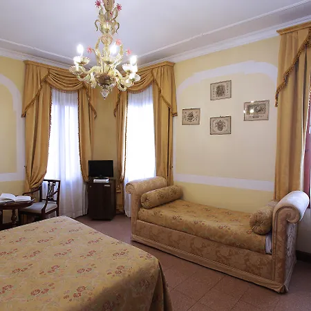 San Moise 3* Benátky