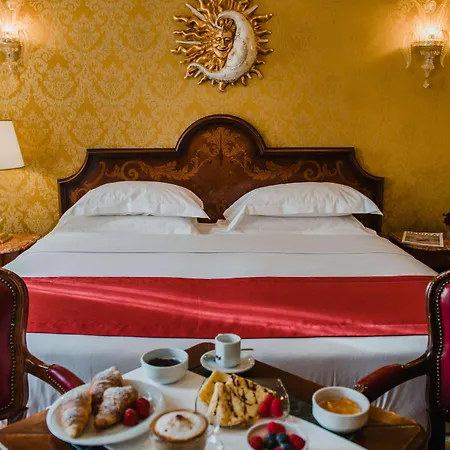 Nh Santa Lucia Hotel Venice