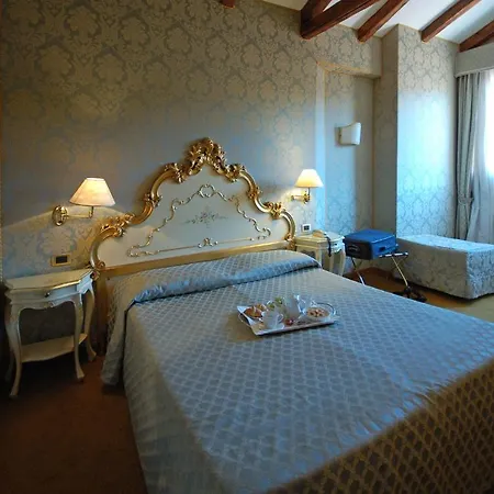 Torino 3*