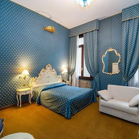 Torino 3*