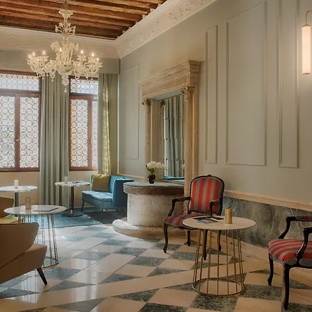 Nh Santa Lucia 4*