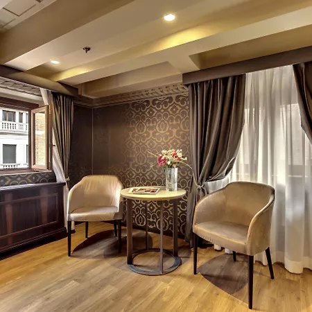 Dona Palace Hotel