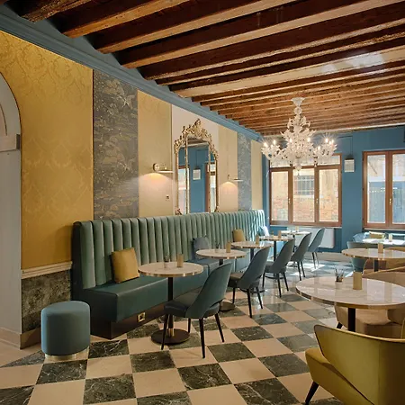 Nh Santa Lucia 4* Venice