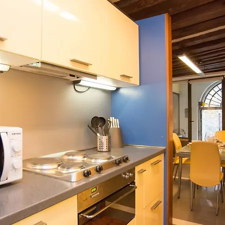 La Corte Bed & Breakfast 3*