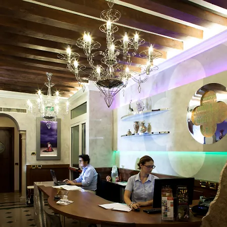 Ca' D'oro - Wenice Deep Culture 3* Venice