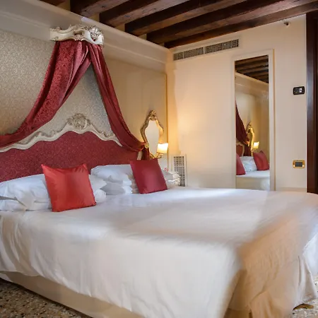 Hotel Ruzzini Palace 4*