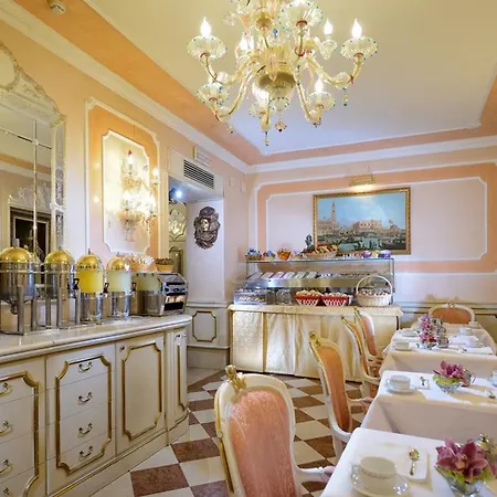 Hotel Canaletto 3*