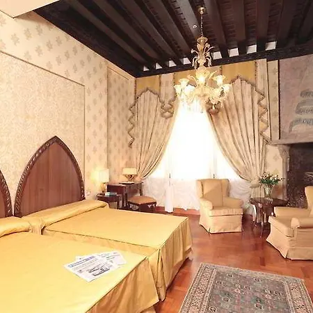 Palazzo Stern 4* Veneza