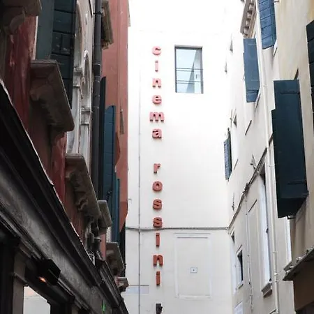 兰特纳迪马可波罗酒店 住宿加早餐酒店 3*
