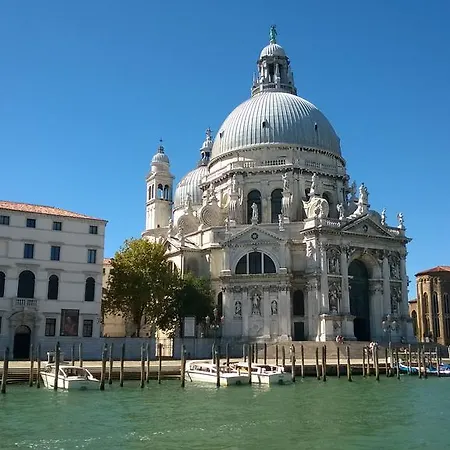 Daire In Back To San Marco Tourist Venedik