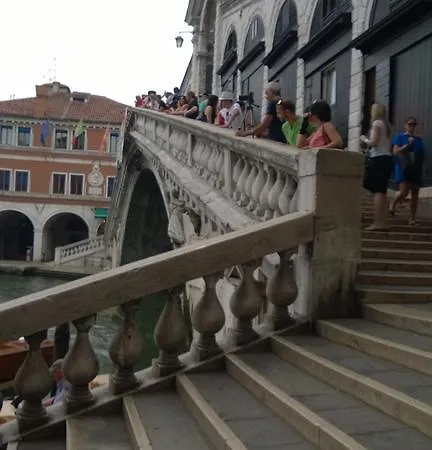 In Back To San Marco Tourist Апартаменты Венеция