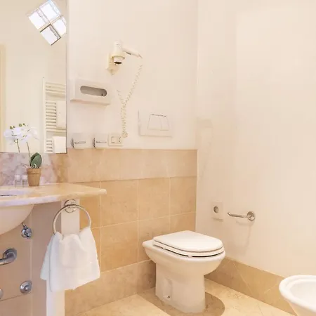 Residenza Centopietre - Dorsoduro By Wonderful Italy Apartment Venice