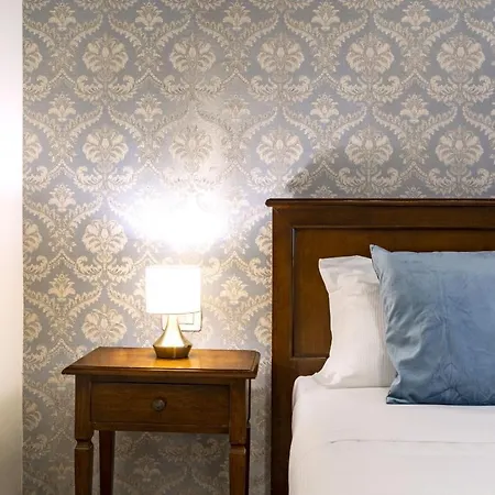 Residenza Centopietre - Dorsoduro By Wonderful Italy * Venice