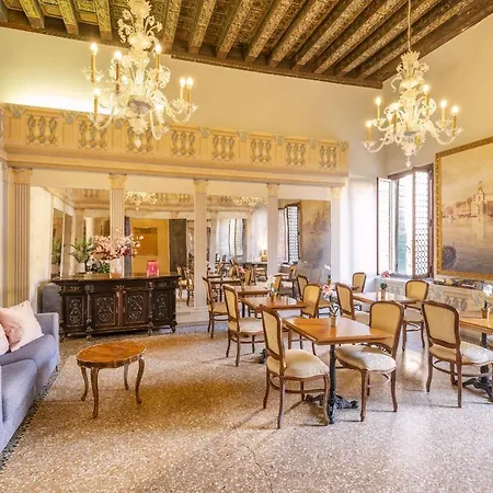 Residenza Centopietre - Dorsoduro By Wonderful Italy * Venice