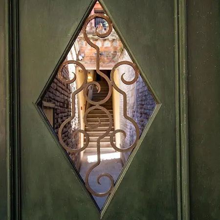 Residenza Centopietre - Dorsoduro By Wonderful Italy Venice