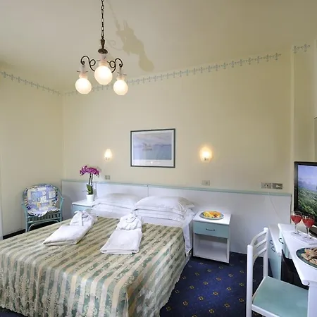 Ca' D'oro - Wenice Deep Culture Hotel