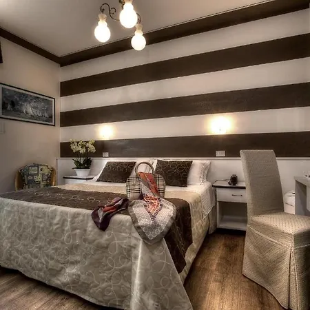 Ca' D'oro - Wenice Deep Culture 3* Venice