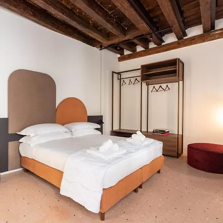 Palazzo Miracoli Appartement Venetië