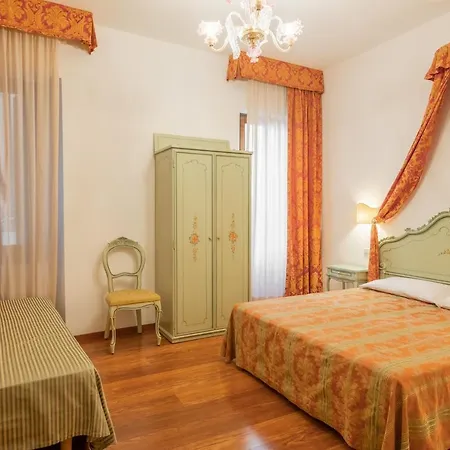 Al Sotoportego Hotell *