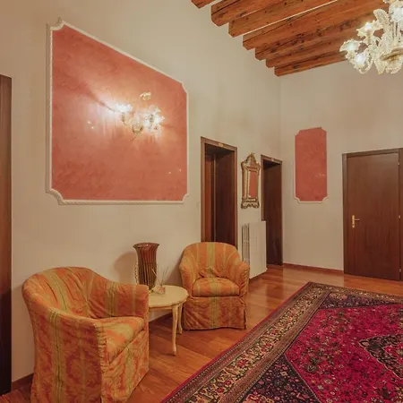 Hotell Al Sotoportego *