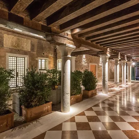 Palazzo Morosini Degli Spezieri - Lifestyle Apartmán