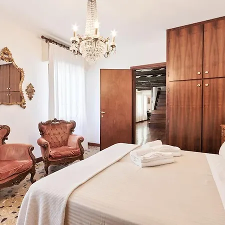 Apartment San Marco Bell Tower House Venice