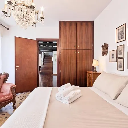 Apartment San Marco Bell Tower House Venice