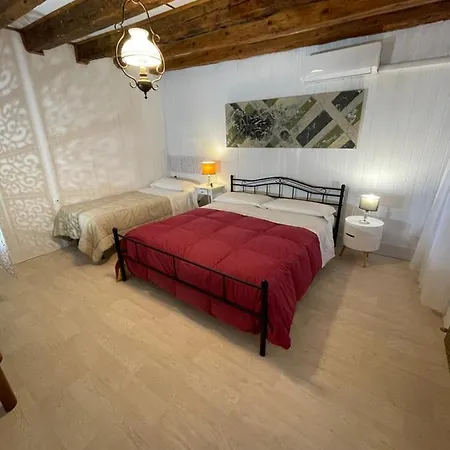 King's Garden Guest house *