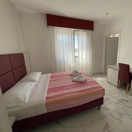 Venice Hub Guest house *