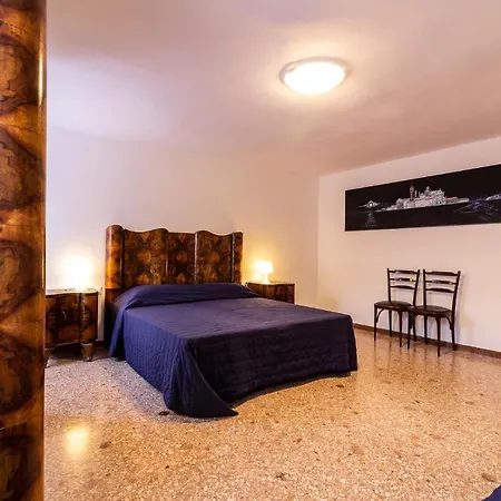 Penzion Veneziacentopercento Benátky