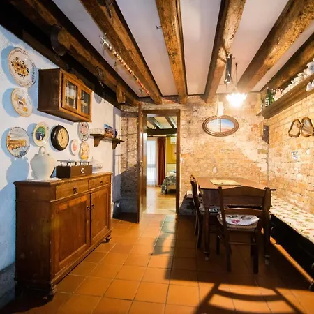 Ca' Rielo Apartman