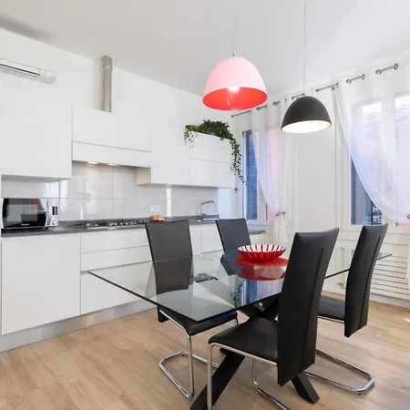 Rialto Bridge Luxury Apartment *