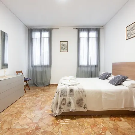 Ca' Del Mercato Apartment Venedig