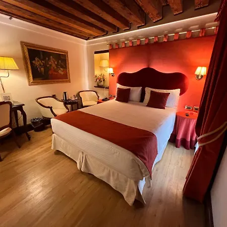 Ruzzini Palace 4*