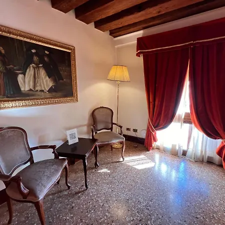 Hotel Ruzzini Palace