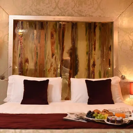 Santa Croce Boutique Otel 4*