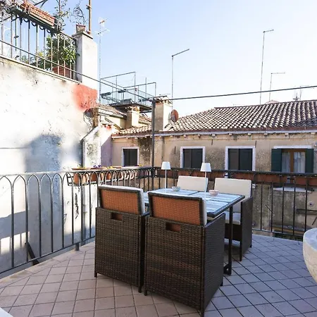 San Marco Luxury Loft With Terrace * Venetië