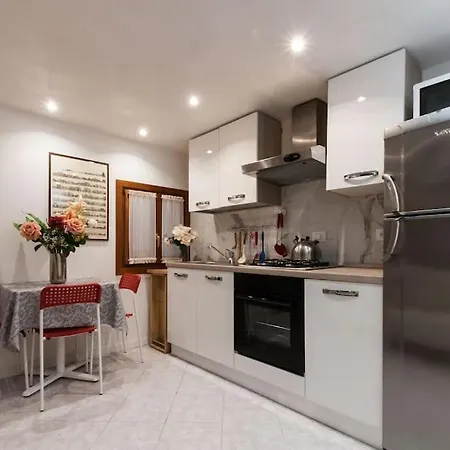 Ca'mariagrazia Flat In With Private Patio Appartement Venetië