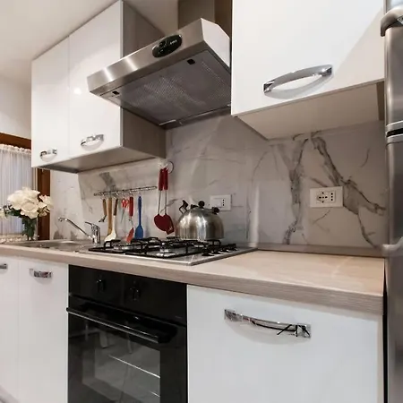 Ca'mariagrazia Flat In With Private Patio Appartement *