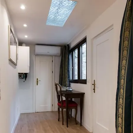 Ca'mariagrazia Flat In With Private Patio Venetië