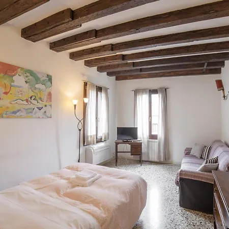 Apartment Ca Dei Arsenaloti By Venicevillas, Vicino Biennale *