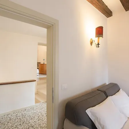 Apartment Ca Dei Arsenaloti By Venicevillas, Vicino Biennale