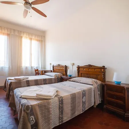 Hostel Domus Civica