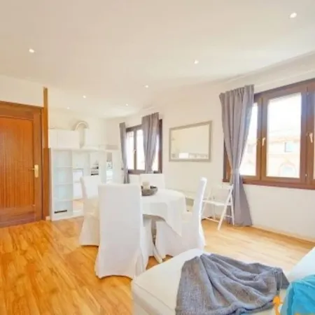 Apartment On The Roofs To Piazza San Marco - *