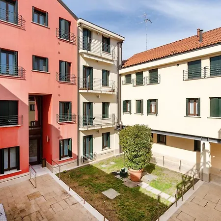 Aparthotel Ca' Degli Antichi Giardini 2*