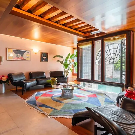 Holiday home Casa Flavia Ai Morosini - Luxury With Canal View *